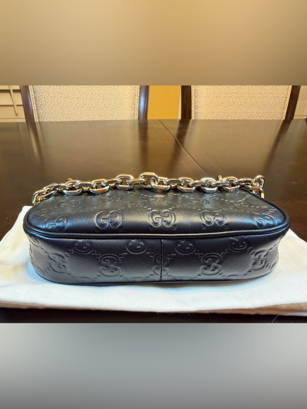 New Authentic Gucci GG Logo Embossed Leather Shoulder Bag Black - Picture 11 of 15